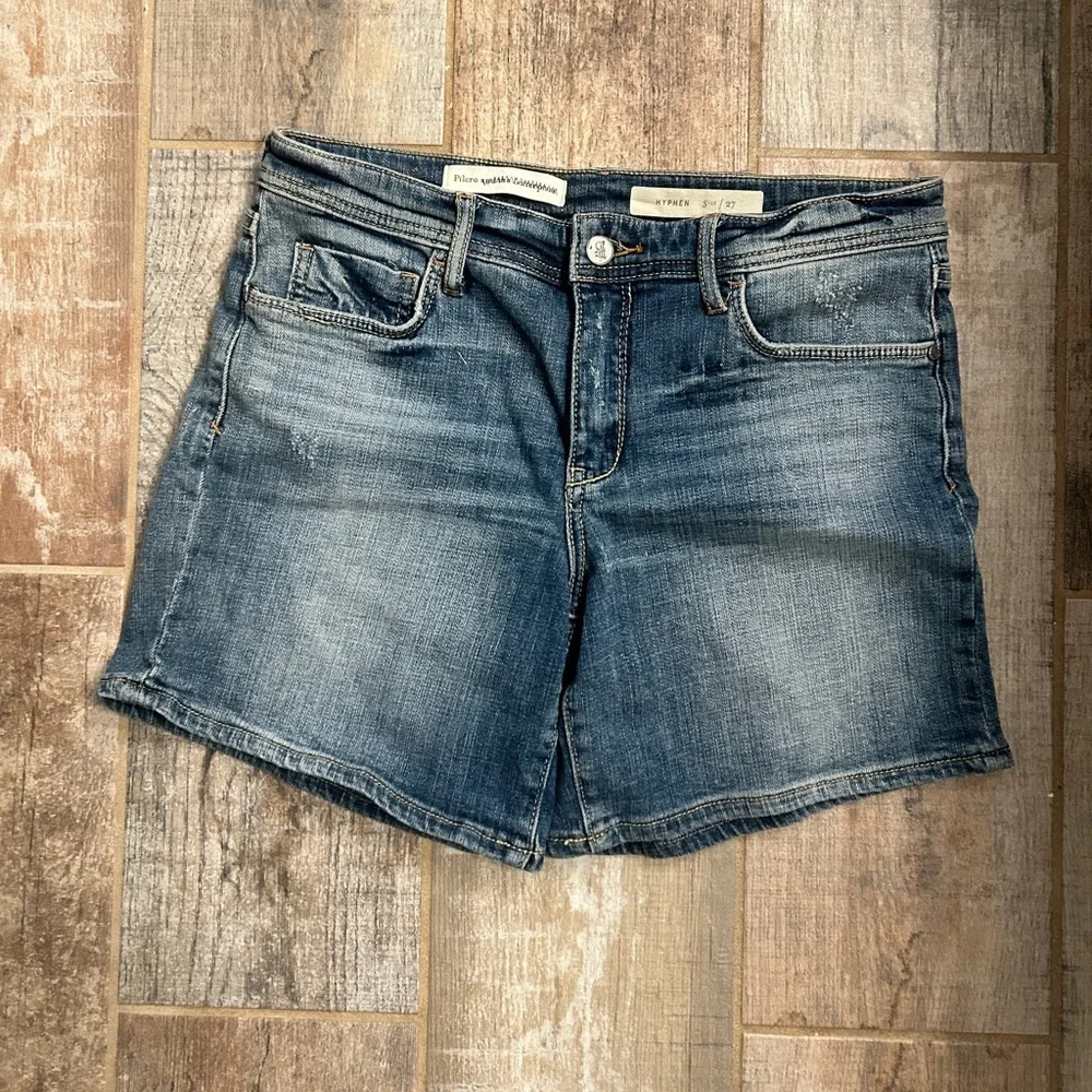 ANTHROPOLOGIE PILCRO AND THE LETTERPRESS
Hyphen Medium Blue Denim Jean Shorts - Picture 2 of 8